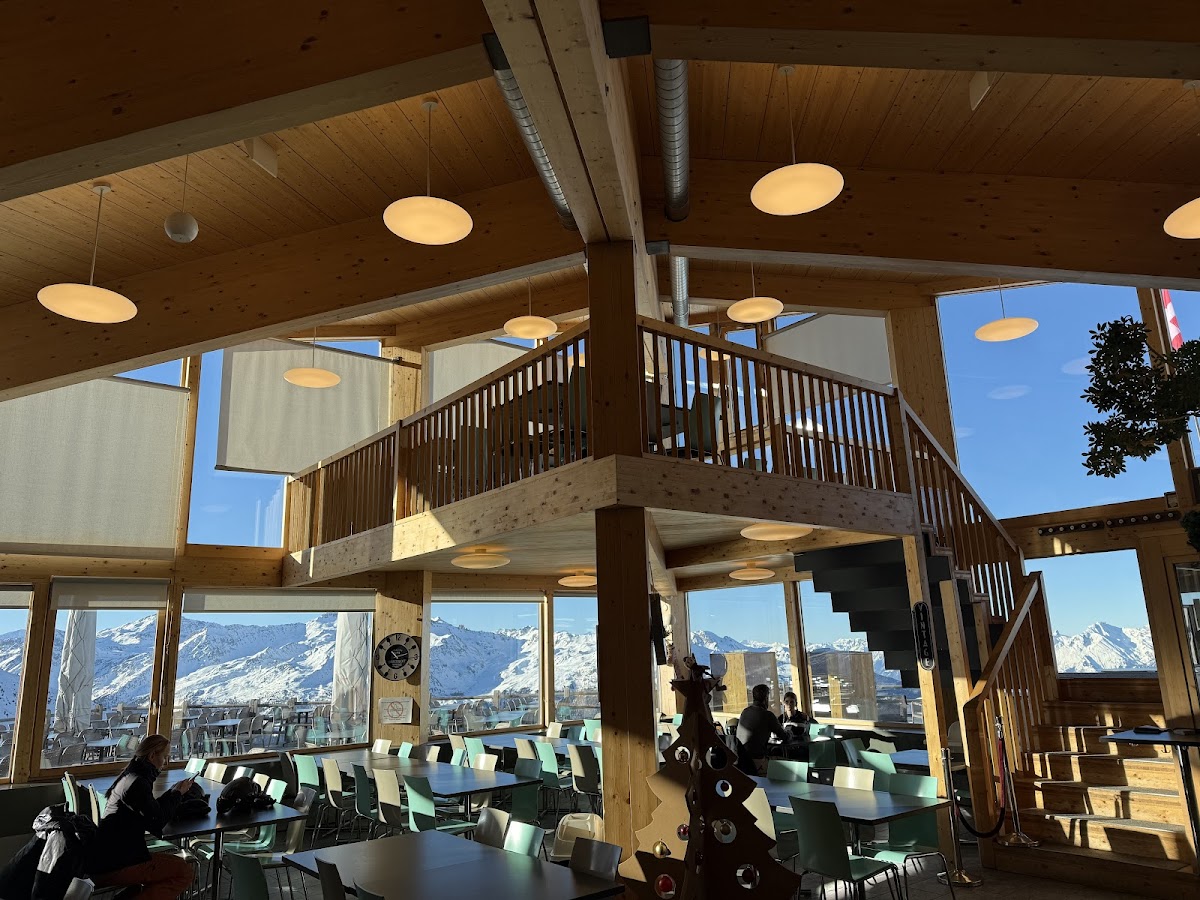 Le Tsapé Restaurant